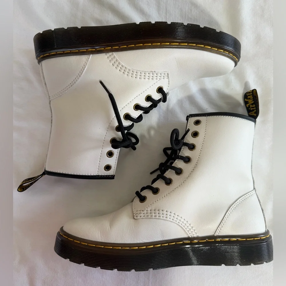 Dr. Martens Boots Combat White lace up size 7 - Picture 11 of 15